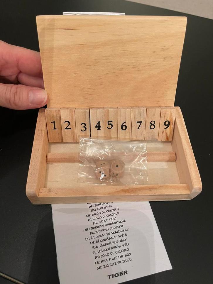 Gezelschapsspel : Shut The Box  , Hobby en Vrije tijd, Gezelschapsspellen | Overige, Nieuw, Ophalen