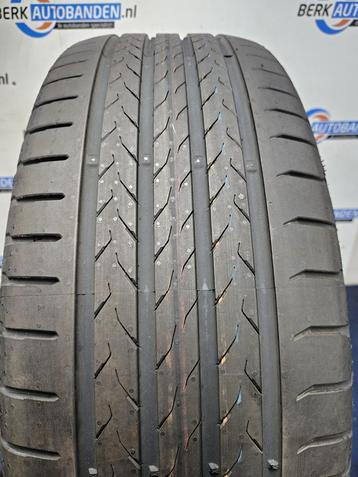 2x Continental Ecocontact 6Q (DEMO) 235/45 R21 101H 235/45/2 beschikbaar voor biedingen