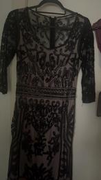 Robe de soiree en dentelle, Ophalen, Zo goed als nieuw