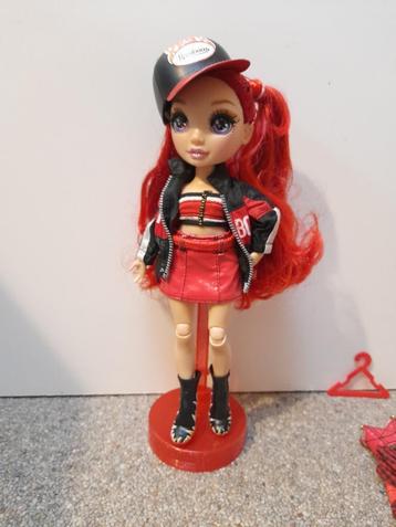 rainbow high doll beschikbaar voor biedingen