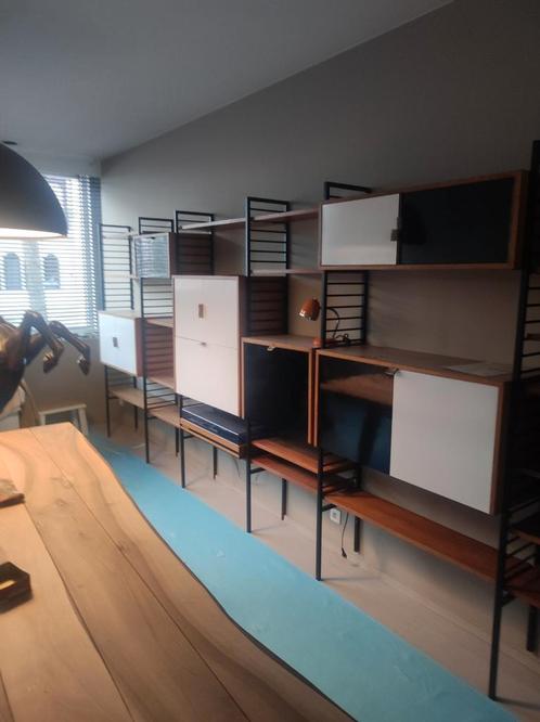 Vintage  wandkast, Huis en Inrichting, Kasten | Stellingkasten, Gebruikt, Ophalen