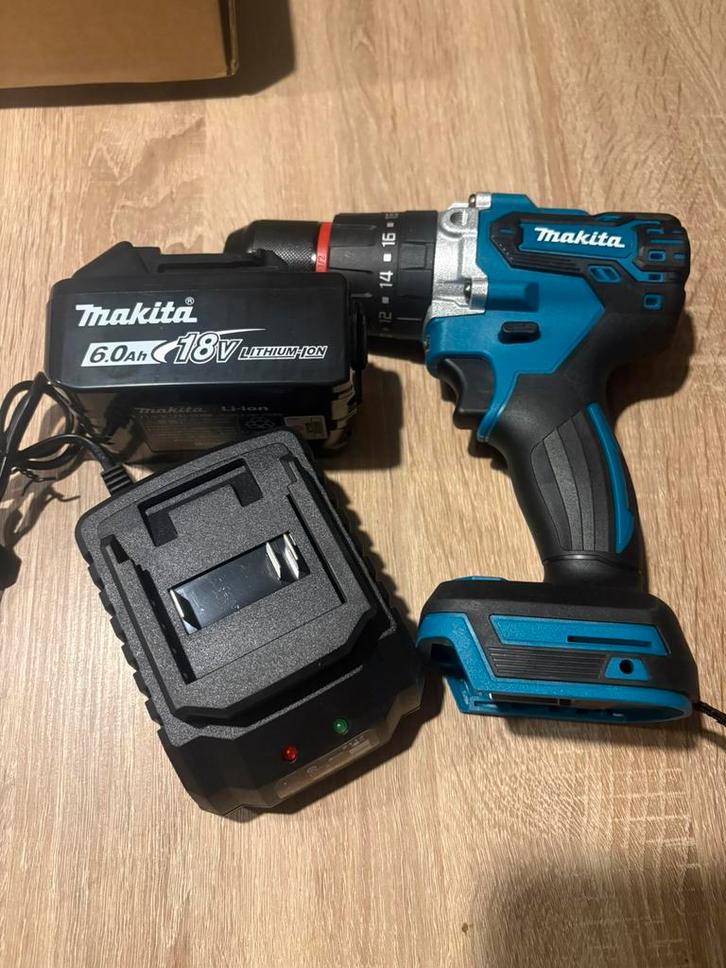 Makita accuboormachine, Doe-het-zelf en Bouw, Gereedschap | Boormachines, Nieuw, Verzenden