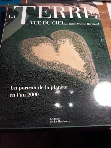 La terre vue du ciel, Enlèvement ou Envoi, Comme neuf, Photographie général, Yann Arthus Bertrand