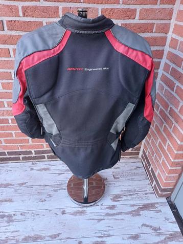 Gilet de moto Rev'it avec protection