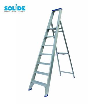 Alu trapladder 7 treden merk Solide, Enlèvement, Comme neuf, Escalier