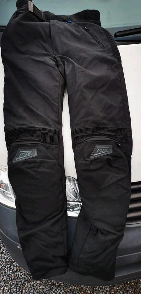 MJK motorbroek in textiel maat smal als nieuw, Motoren, Kleding | Motorkleding, Jas | leer, Ophalen of Verzenden