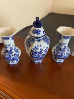 Vaasjes Delfts blauw - 3 stuks, Antiquités & Art, Antiquités | Vases, Enlèvement