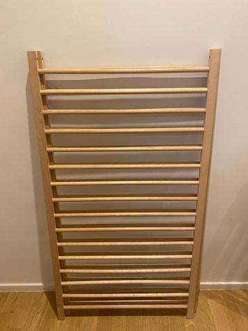 Lit Bebe à bareau Ikea beschikbaar voor biedingen