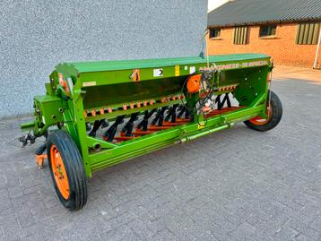 Zaaimachine Amazone D8 - 30 ( 25 pijpen ) beschikbaar voor biedingen
