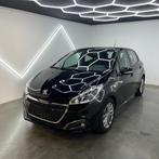Peugeot 208 1.2 Signature 2019 | Nieuwe motor! | 81.000 km, Voorwielaandrijving, Stof, 110 g/km, Zwart