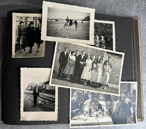 Album 87 photos anciennes papier Gevaert 1930-1950, Verzamelen, Foto's en Prenten, Zo goed als nieuw, Foto, Klederdracht, Voor 1940