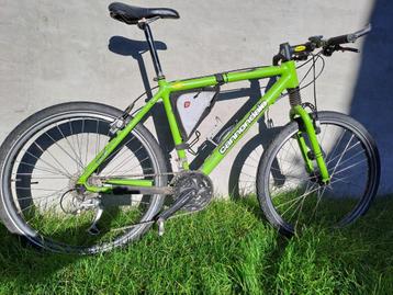 Mountainbike cannondale disponible aux enchères