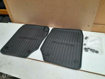 Rubber matten Range Rover P38 Rubberen vloermatten STC8890AA beschikbaar voor biedingen