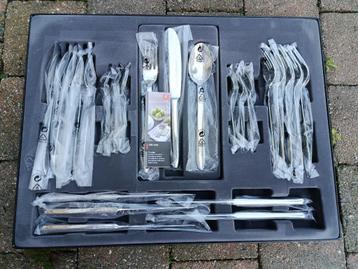 ZWILLING 24 BESTEK VOOR 6 PERSONEN beschikbaar voor biedingen