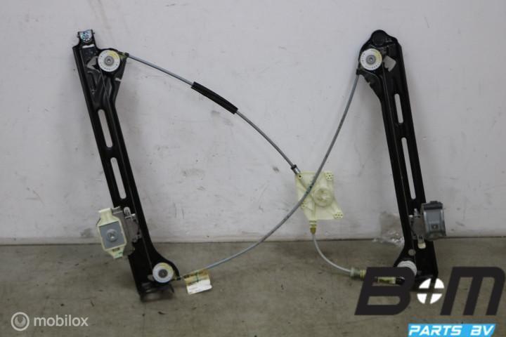 Raammechaniek rechtsvoor VW Beetle 5C 5C5837462B, Auto-onderdelen, Ruiten en Toebehoren, Gebruikt