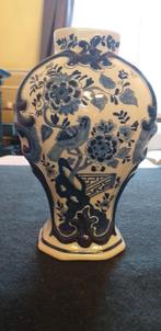 Vase en faïence Delft Boch, Enlèvement