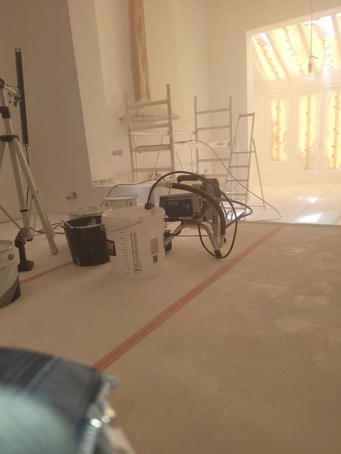 Entrepreneur; peintre; plafonneur; parquet; sol; Rénovation, Doe-het-zelf en Bouw, Overige Doe-Het-Zelf en Bouw