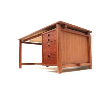 Groot vintage Deens design bureau jaren '60 '70 beschikbaar voor biedingen