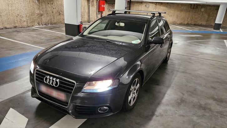 Audi 2.0 TDI, Auto's, Audi, Particulier, A4, ABS, Diesel, Euro 5, Break, 5 deurs, Handgeschakeld, Zwart, Beige, Stof, Voorwielaandrijving