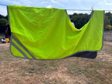 Uitrijdeken beschikbaar voor biedingen