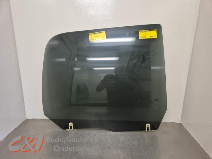 Portierruit 4Deurs rechts-achter van een Dodge RAM, Auto-onderdelen, Ruiten en Toebehoren, Dodge, Gebruikt, 3 maanden garantie