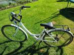 Damesfiets maat 28 inch, Fietsen en Brommers, Ophalen, Gebruikt, Versnellingen