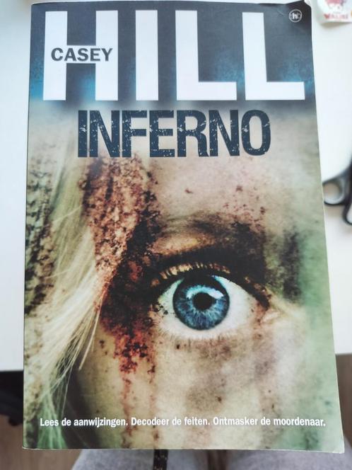 Casey Hill - Inferno, Boeken, Thrillers, Zo goed als nieuw, Ophalen of Verzenden