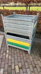 Stapelbak metaal, Ophalen, Zo goed als nieuw