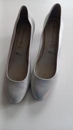 Damesschoenen, Kleding | Dames, Schoenen met lage hakken, Zo goed als nieuw, Grijs, Ophalen