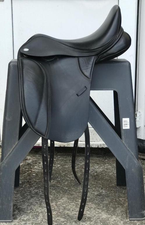 Selle dressage thorowgood t8, Dieren en Toebehoren, Paarden en Pony's | Zadels, Zo goed als nieuw, Dressuur, Ophalen