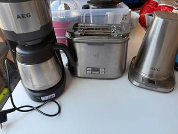 AEG: koffiemachine, waterkoker, broodrooster beschikbaar voor biedingen