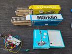 LOT DE RAIL NEUF DROITES ET 1 SIGNAL MARKLIN 7188, Neuf, Enlèvement ou Envoi, Courant alternatif, Rails