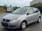 VW POLO 2007 1.4 ESSENCE 100DKM ! INSPECTÉ ET GARANTIE, Autos, Argent ou Gris, Achat, Entreprise, Boîte manuelle