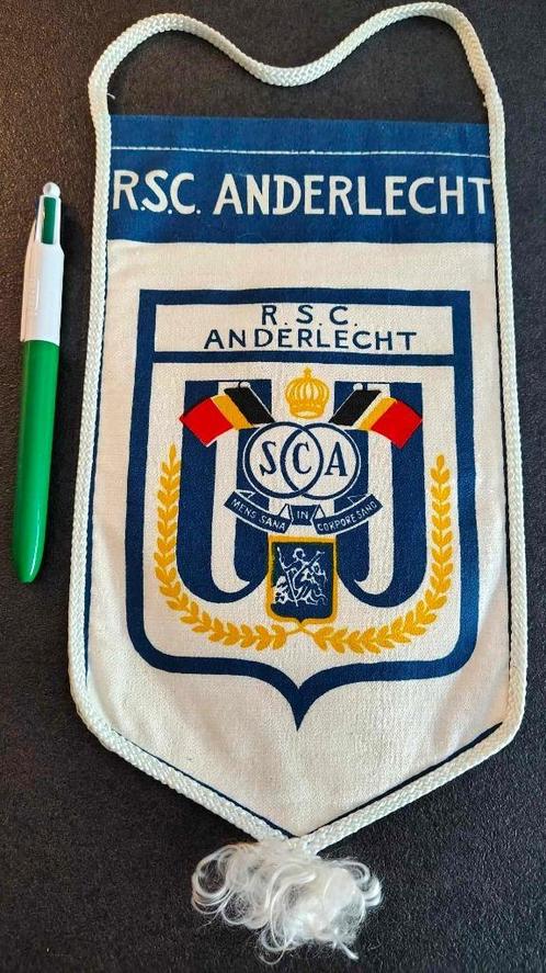RSC Anderlecht 1970s unieke vintage vaandel, Verzamelen, Sportartikelen en Voetbal, Zo goed als nieuw, Vaantje of Sjaal, Ophalen of Verzenden