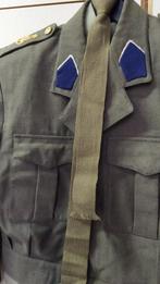 Belgisch militair uniform en pak uit de jaren 70. TTR, Verzamelen, Ophalen of Verzenden, Landmacht, Kleding of Schoenen