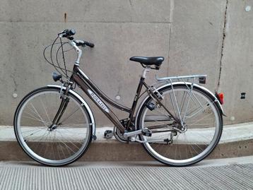 Damesfiets volledig in orde, 21 versnellingen 