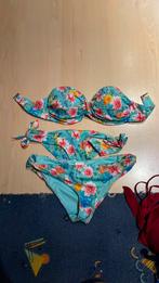 Blauwe bikini met bloemenpatroon, Kleding | Dames, Badmode en Zwemkleding, Blauw, H&M, Bikini, Ophalen of Verzenden