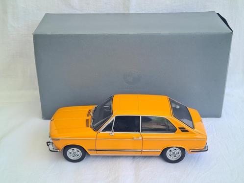BMW 2000 Tii Touring Colorado Orange Minichamps 1:18, Hobby en Vrije tijd, Modelauto's | 1:18, Gebruikt, Auto, MiniChamps, Ophalen of Verzenden