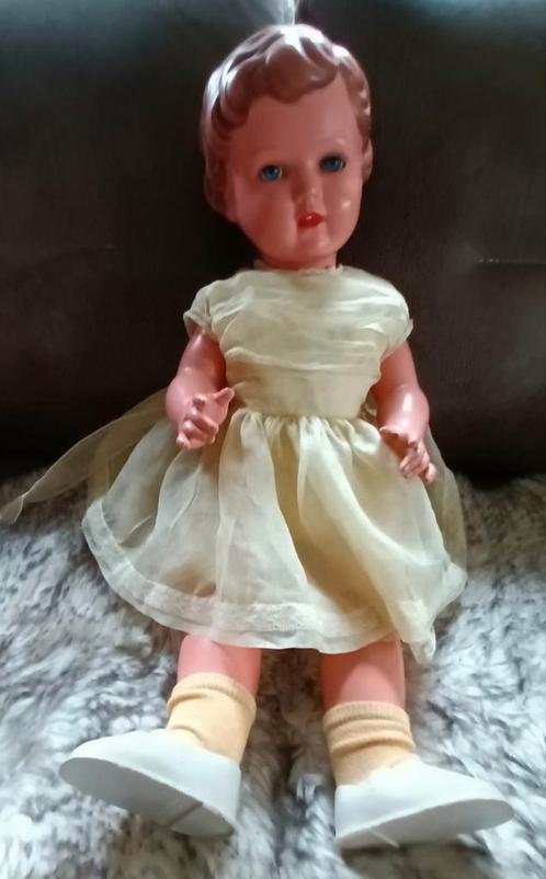 Uneeda doll company Uitgave 1960 Voor  verzamelaars, Verzamelen, Poppen, Zo goed als nieuw, Pop, Ophalen of Verzenden