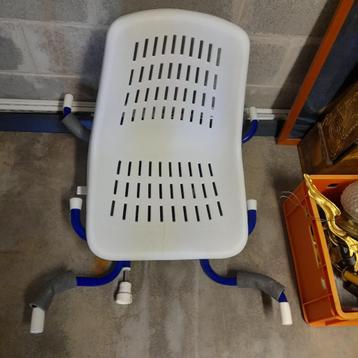 Chaise de douche beschikbaar voor biedingen