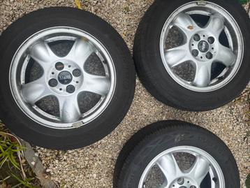 Set banden voor mini beschikbaar voor biedingen