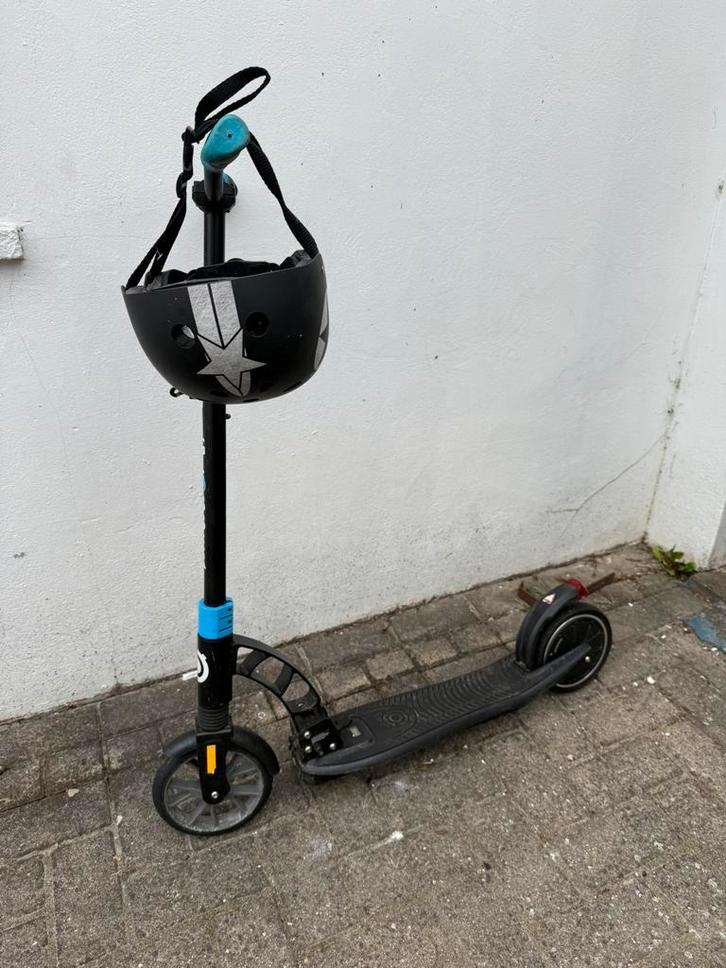 Globber elektrische step One K E-Motion 15 – €150, Fietsen en Brommers, Steps, Zo goed als nieuw, Elektrische step (E-scooter)