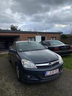 Opel Astra cabrio 1.9tdi 151.xxx km, Auto's, Opel, Voorwielaandrijving, 4 zetels, Zwart, 4 cilinders