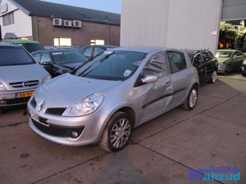 RENAULT CLIO 3 INTERIEUR ZWART COMPLEET 5 DEURS beschikbaar voor biedingen