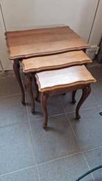 Louis XV nesting tables, Ophalen