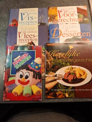Set van 6 receptenboekjes  beschikbaar voor biedingen