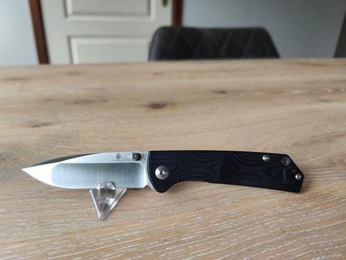 Kizer Vigor V3 zakmes, Caravanes & Camping, Outils de camping, Comme neuf, Enlèvement ou Envoi