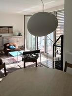 Table à manger vintage en travertin, Maison & Meubles, Cinq personnes ou plus, Rond, Comme neuf, Enlèvement