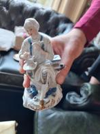 beeldje, Antiquités & Art, Antiquités | Porcelaine, Enlèvement ou Envoi