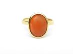 18KT Gouden ring met bloedkoraal (Vintage), Ophalen of Verzenden, Zo goed als nieuw, 17 tot 18, Dame